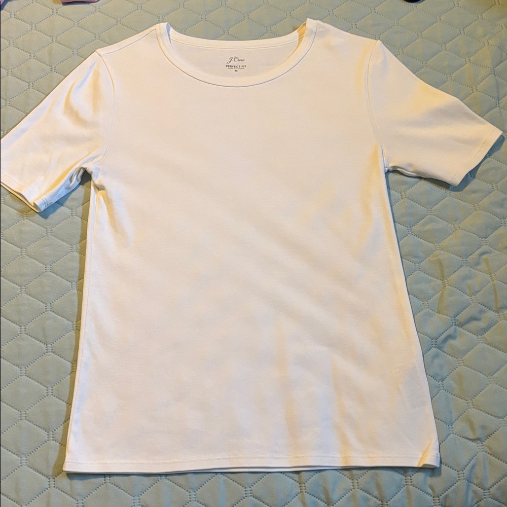J. Crew Perfect Fit White Tee SZ M